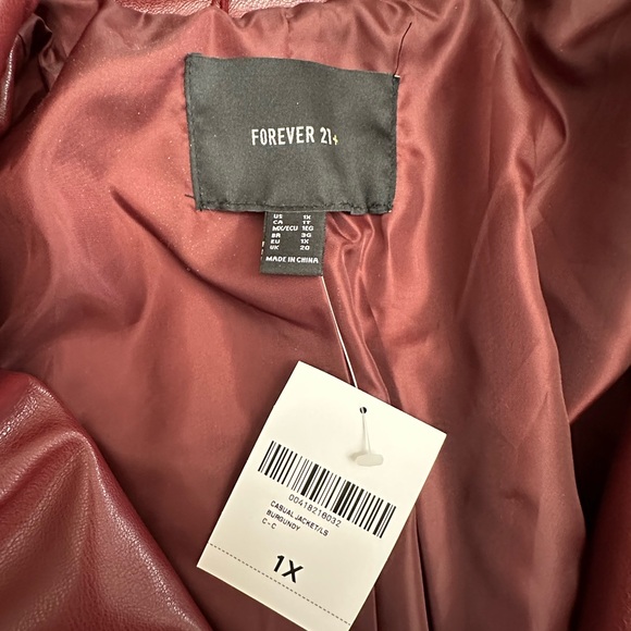 Plus size Moto Jacket - Picture 4 of 4